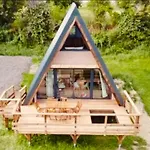 Le Tipi Des Arnats
