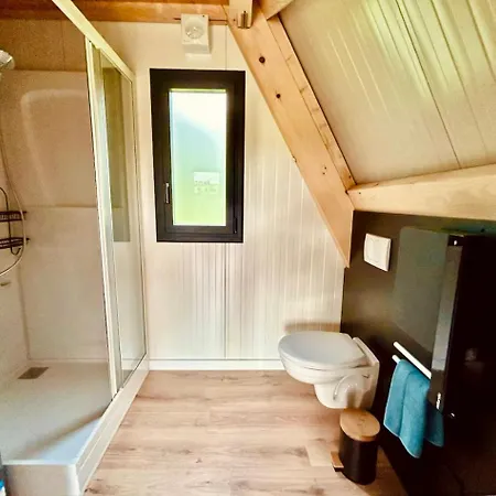 Le Tipi Des Arnats * Saint-Nectaire